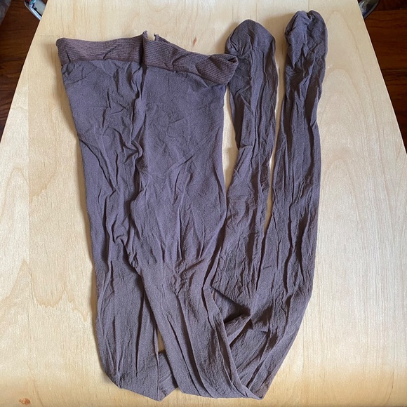 Vintage Burlington Sheer Panty Hose in Taupe Size Medium - Picture 6 of 7